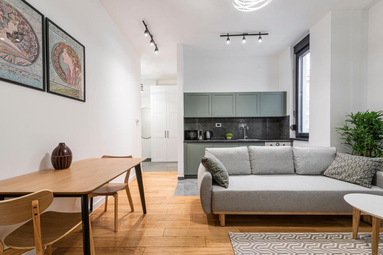 Vertigo One Bedroom Apartment-Free Private Parking Нови-Сад Экстерьер фото
