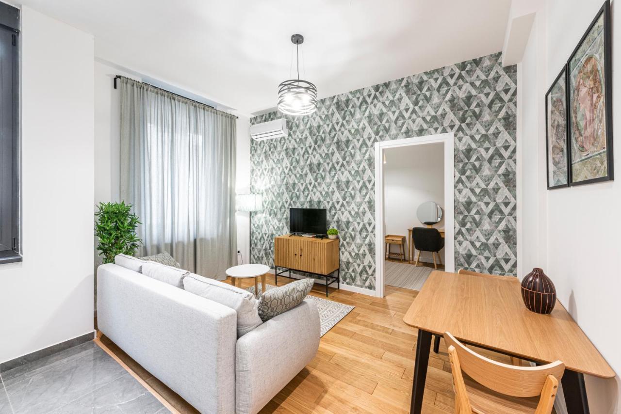 Vertigo One Bedroom Apartment-Free Private Parking Нови-Сад Экстерьер фото