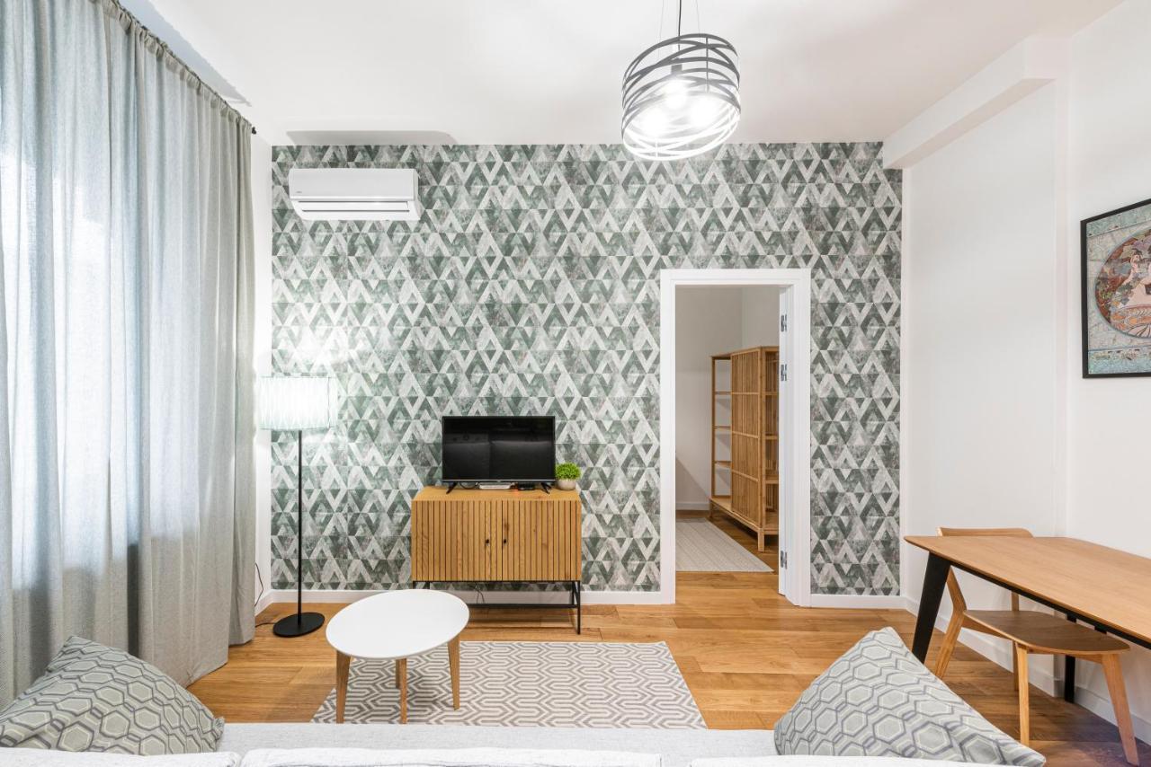 Vertigo One Bedroom Apartment-Free Private Parking Нови-Сад Экстерьер фото