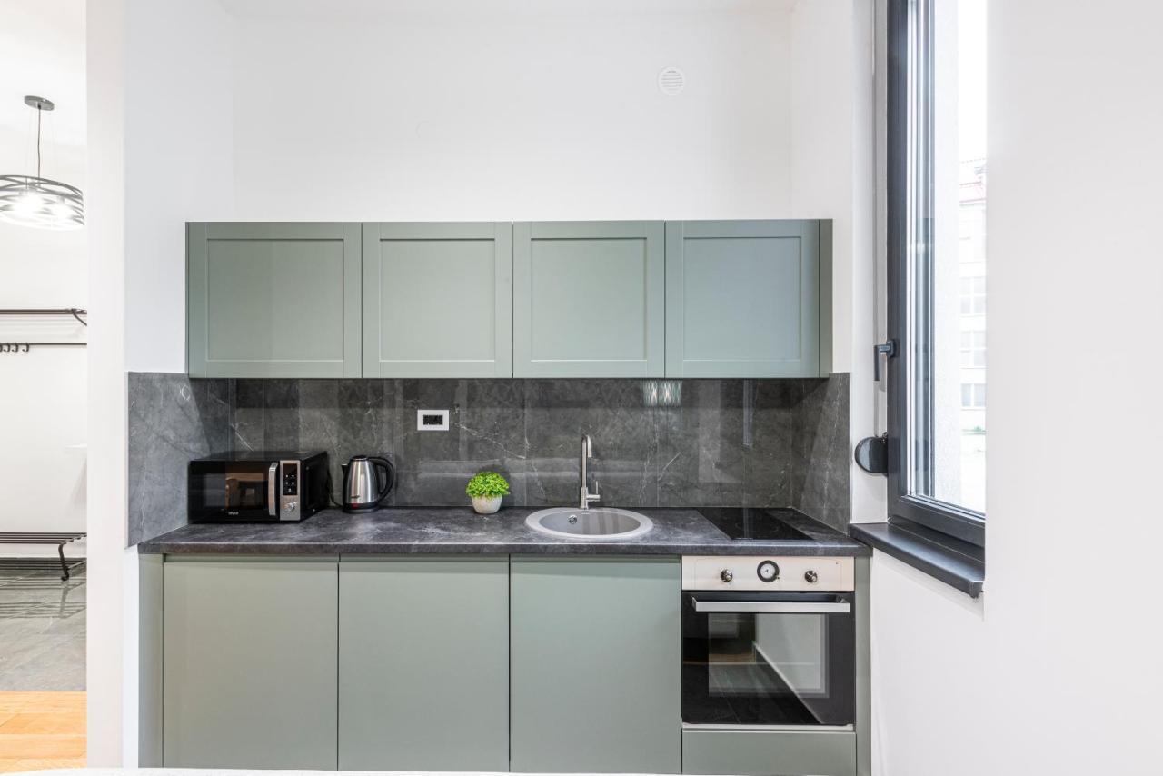 Vertigo One Bedroom Apartment-Free Private Parking Нови-Сад Экстерьер фото