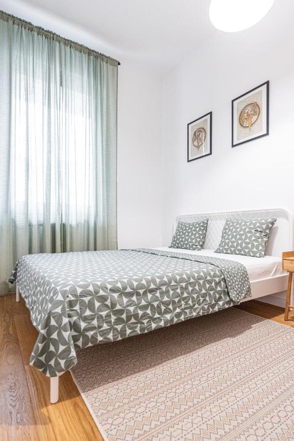 Vertigo One Bedroom Apartment-Free Private Parking Нови-Сад Экстерьер фото