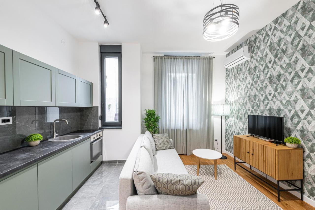 Vertigo One Bedroom Apartment-Free Private Parking Нови-Сад Экстерьер фото